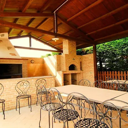 Βίλα Cantagallina Sleeps 12 With Pool And Wifi *